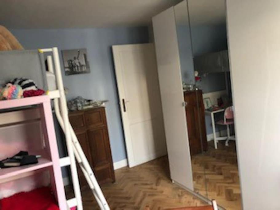 Stay In Maison De Metre In Etterbeek Brussels Exterior photo